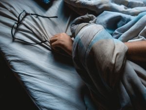 dettagli-di-una-persona-che-dorme