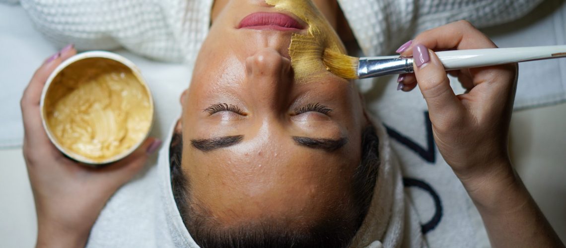 trattamento-estetico-maschera-pennello-centro-estetico-spa-centro-benessere